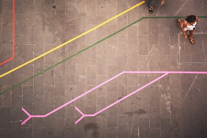 由 Garis Architects 设计的城市交响乐装置，马来西亚吉隆坡