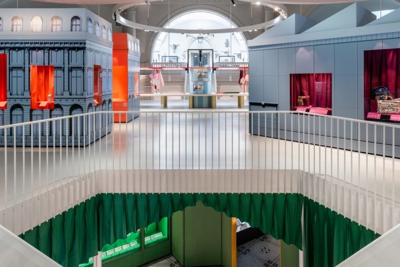 V&A 手袋：MUTT 工作室举办的 Inside Out 展览