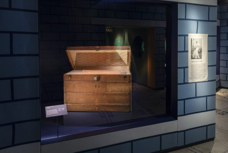 V&A 手袋：MUTT 工作室举办的 Inside Out 展览