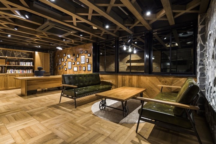 VILLAGE FOODS 办公室,由 Design & Creative Associates 设计,田原 – 日本 VILLAGE FOODS 办公室,由 Design & Creative Associates 设计,田原 – 日本