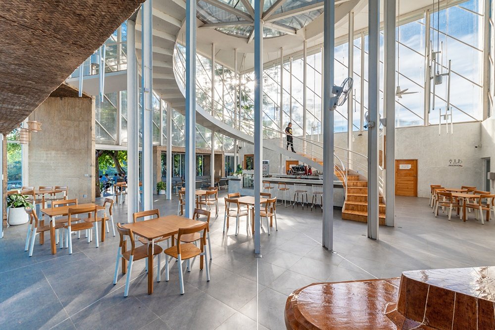 Varee Valley Jungle Junction 餐厅和咖啡厅由 NPDA Studio 设计