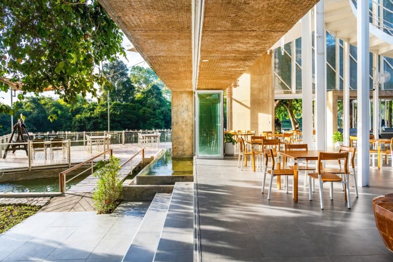 Varee Valley Jungle Junction 餐厅和咖啡厅由 NPDA Studio 设计