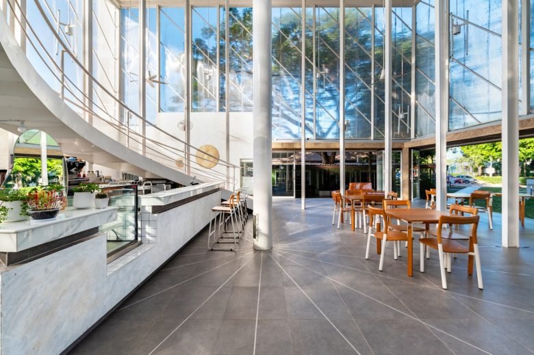 Varee Valley Jungle Junction 餐厅和咖啡厅由 NPDA Studio 设计