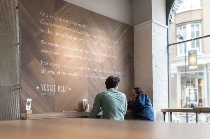 Veggie Pret 咖啡馆，由 Your Studio 设计，英国伦敦