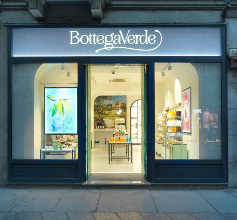 Robilant Associati 设计的 Bottega Verde 概念店 Robilant Associati 设计的 Bottega Verde 概念店