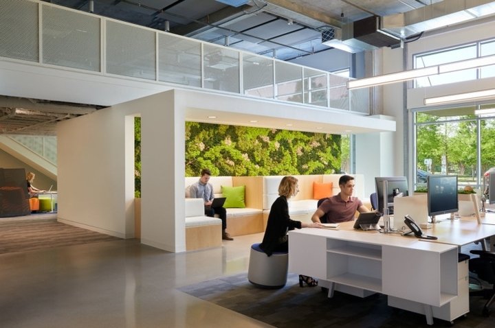 ViaSat 办公室由 Runa Workshop 设计，德克萨斯州奥斯汀