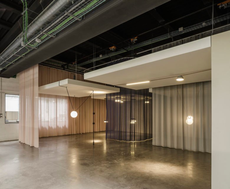 Vibia 陈列室由 Francesc Rifé Studio 设计 Vibia 陈列室由 Francesc Rifé Studio 设计