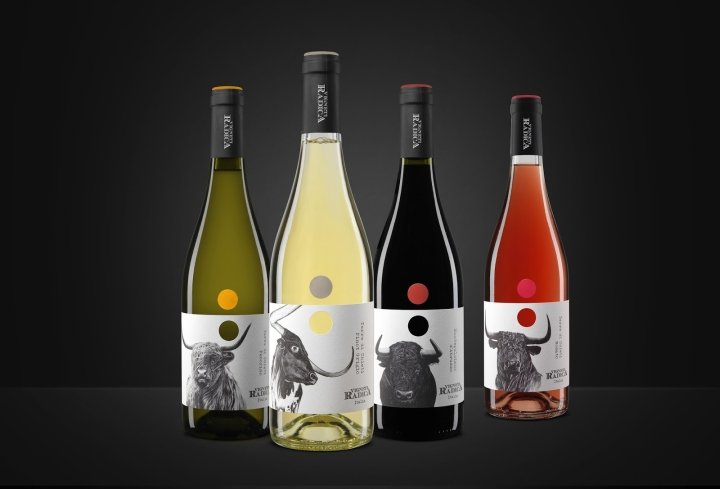 Vigneti Radica 包装由 Spazio Di Paolo 设计