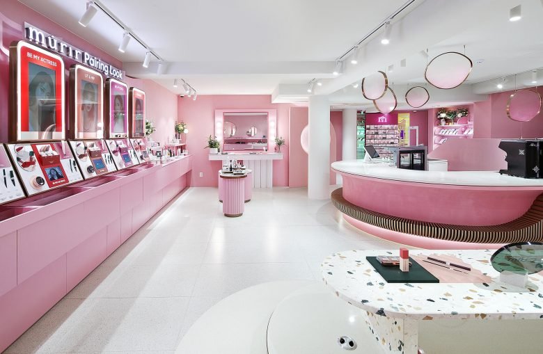 Collective B 设计的 Villa de Mûrir 概念店