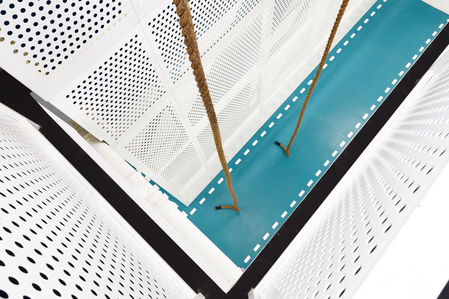 Vim & Vigor 健身房 / Rabih Geha Architects