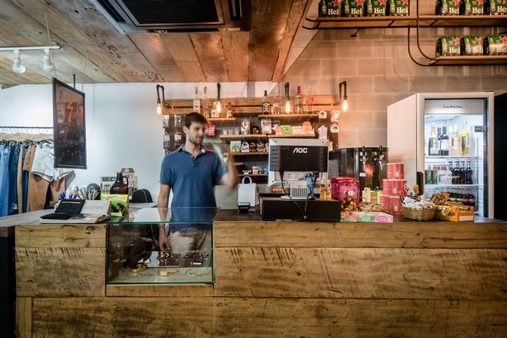 Vintset Experimental Store by Angatu,圣埃斯皮里图州 – 巴西 Vintset Experimental Store by Angatu,圣埃斯皮里图州 – 巴西