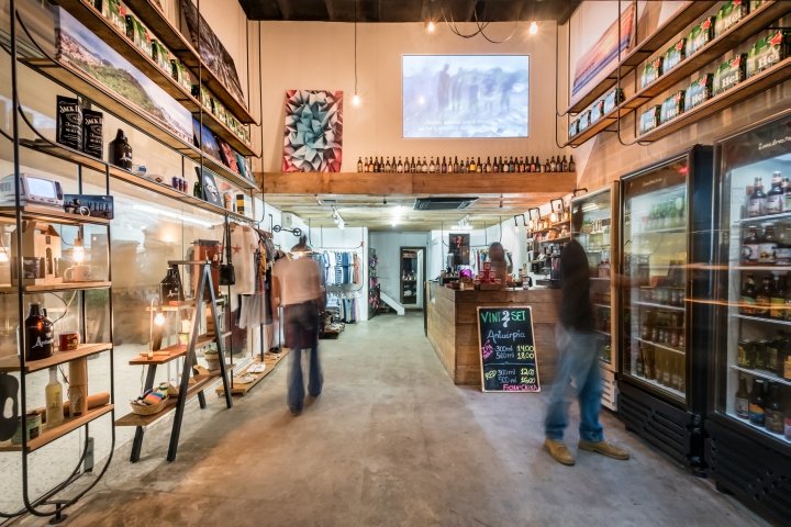 Vintset Experimental Store by Angatu,圣埃斯皮里图州 – 巴西 Vintset Experimental Store by Angatu,圣埃斯皮里图州 – 巴西