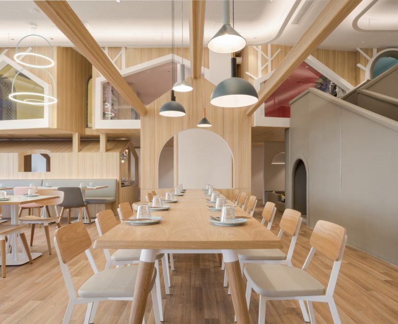 Vitaland 儿童餐厅由 Golucci Interior Architects 设计