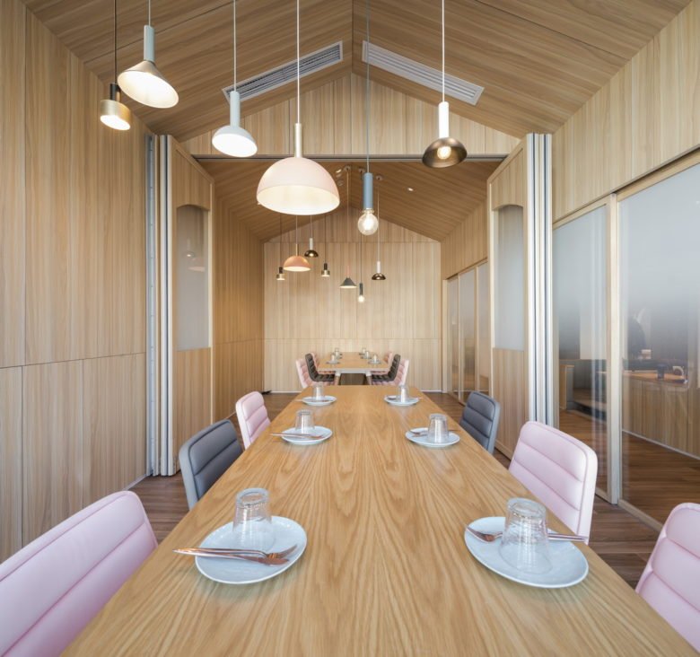 Vitaland 儿童餐厅由 Golucci Interior Architects 设计