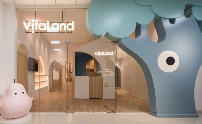Vitaland 儿童餐厅由 Golucci Interior Architects 设计