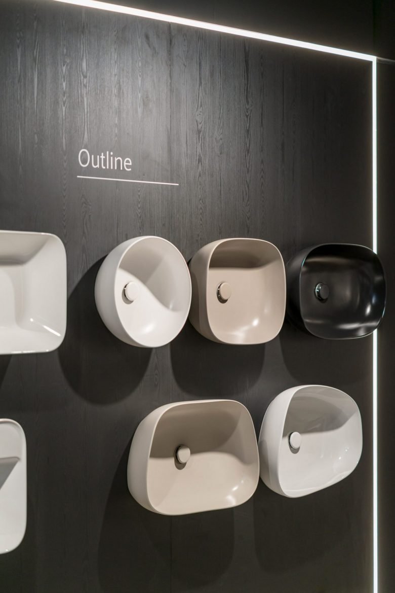 TP Bennett 的 VitrA 旗舰展厅