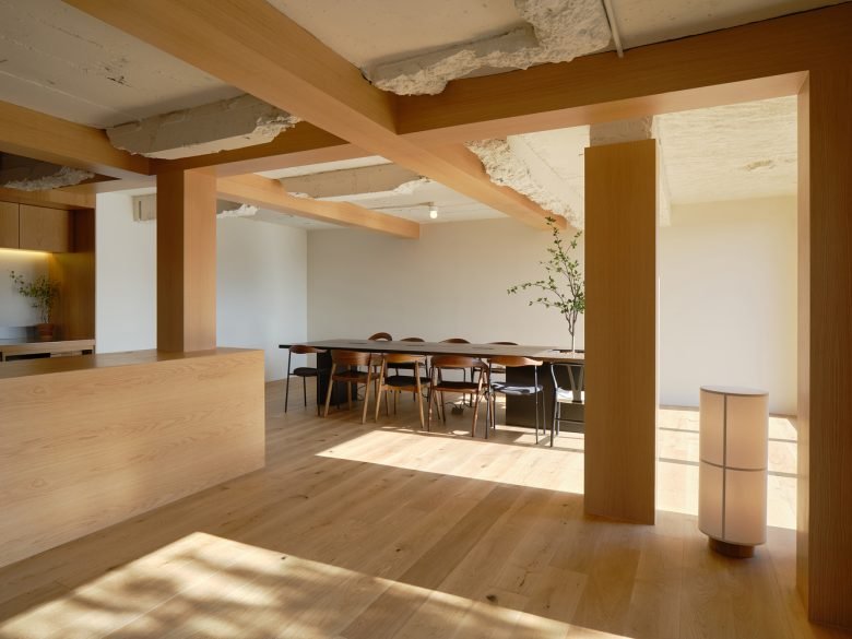 由夏尔巴人设计的 Vonzrr 咖啡馆