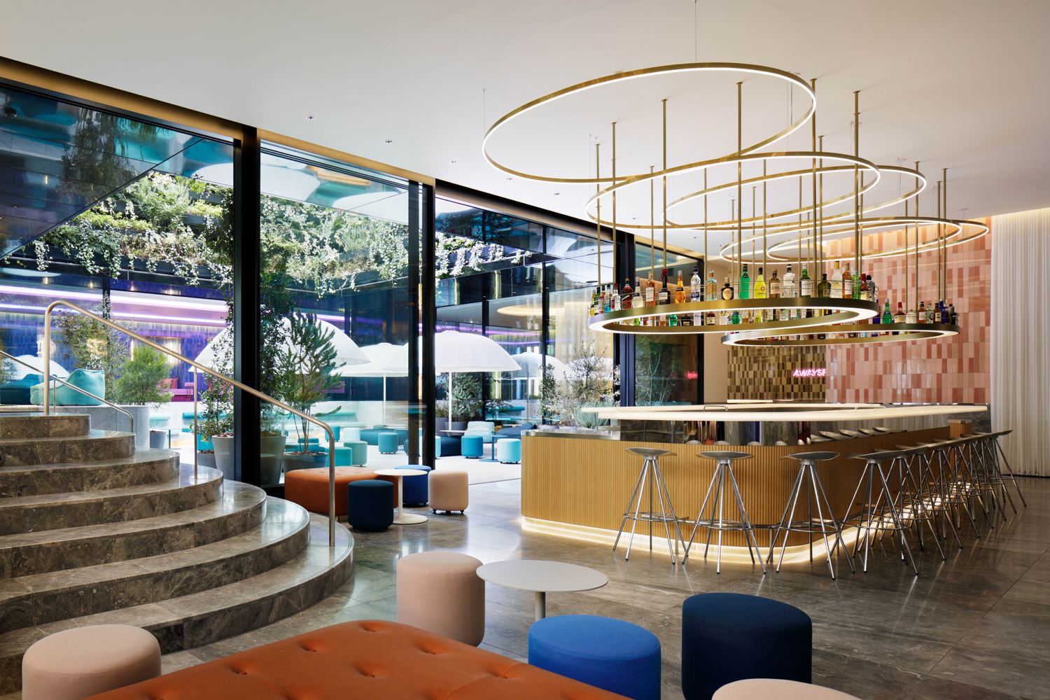 Concrete 大阪 W 酒店