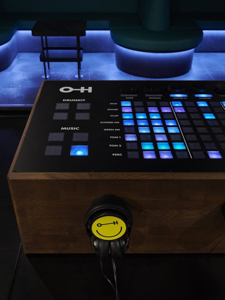 有史以来第一个关于浩室音乐的混合博物馆体验。