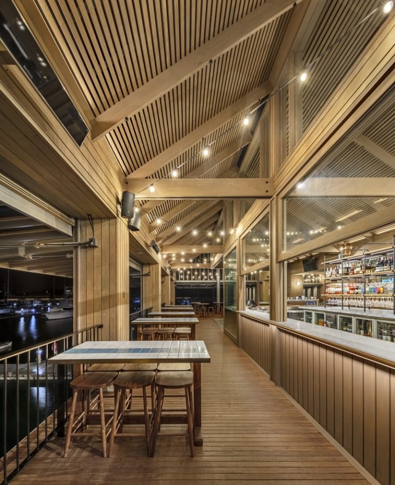 H&E Architects 的海滨酒馆