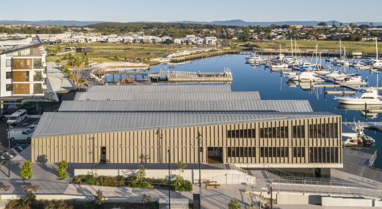 H&E Architects 的海滨酒馆