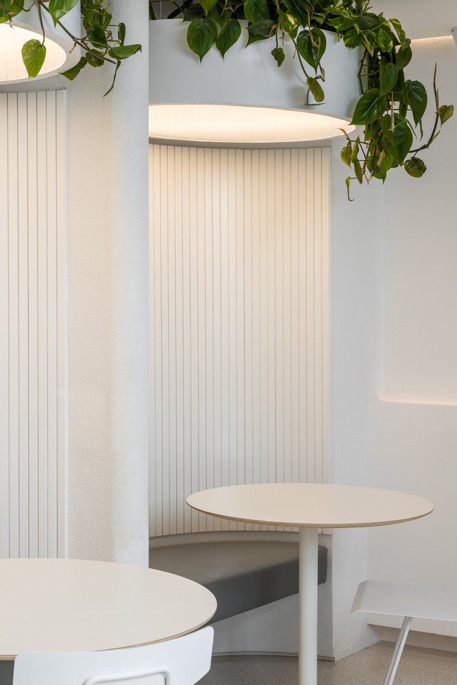 We Coffee – Vila Nova Conceição by Pitá Arquitetura