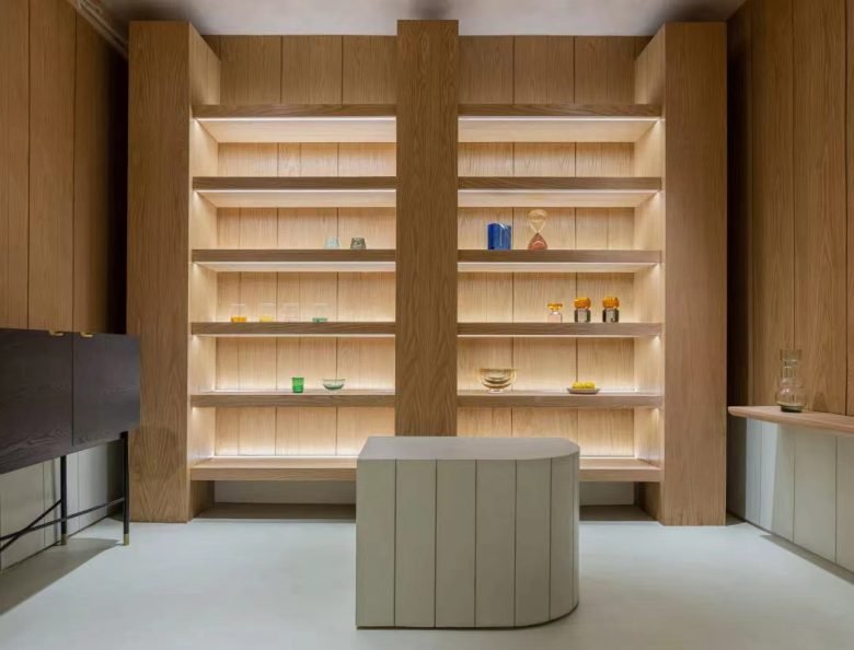 ILO Living Showroom，由赫尔辛基 Yatofu Creatives 设计