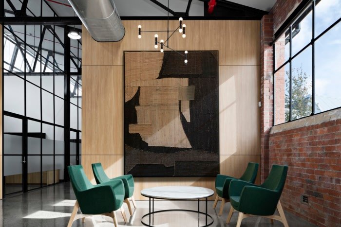 西卡尔和哈维办公室由 STUDIOINT 设计