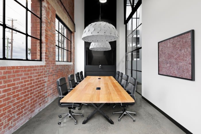 西卡尔和哈维办公室由 STUDIOINT 设计