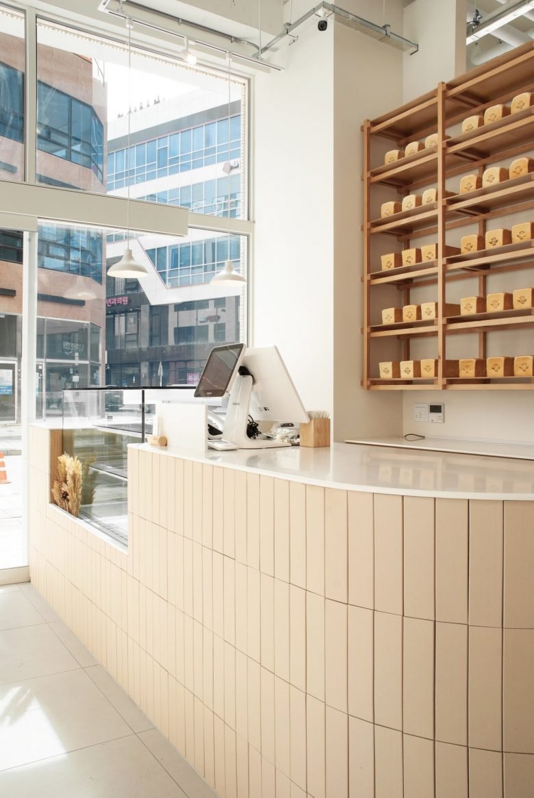 怀特利哈南 怀特利哈南