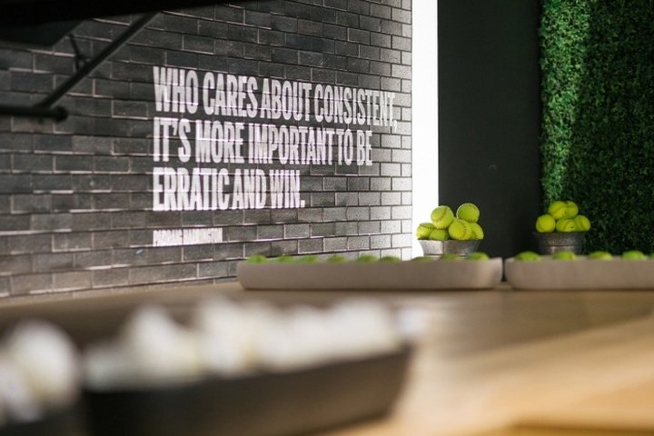 威尔逊体育用品办公室，由 Gensler 设计，芝加哥 - 伊利诺伊州