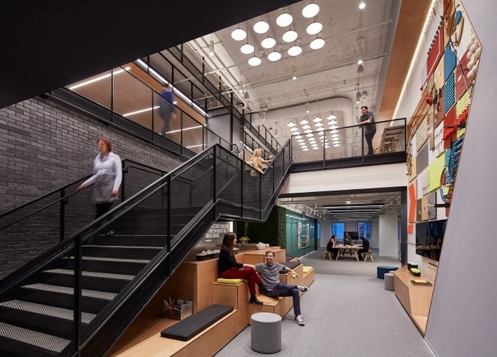 威尔逊体育用品办公室，由 Gensler 设计，芝加哥 - 伊利诺伊州