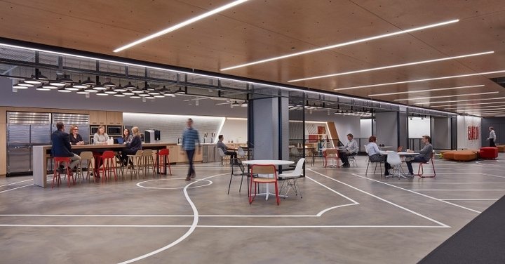 威尔逊体育用品办公室，由 Gensler 设计，芝加哥 - 伊利诺伊州