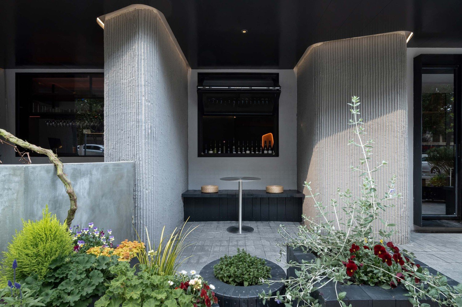 WT Architects 的葡萄酒坚果