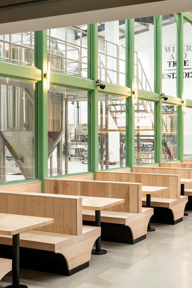 Studio B 设计的 Wiper 和 True Taproom & Brewery