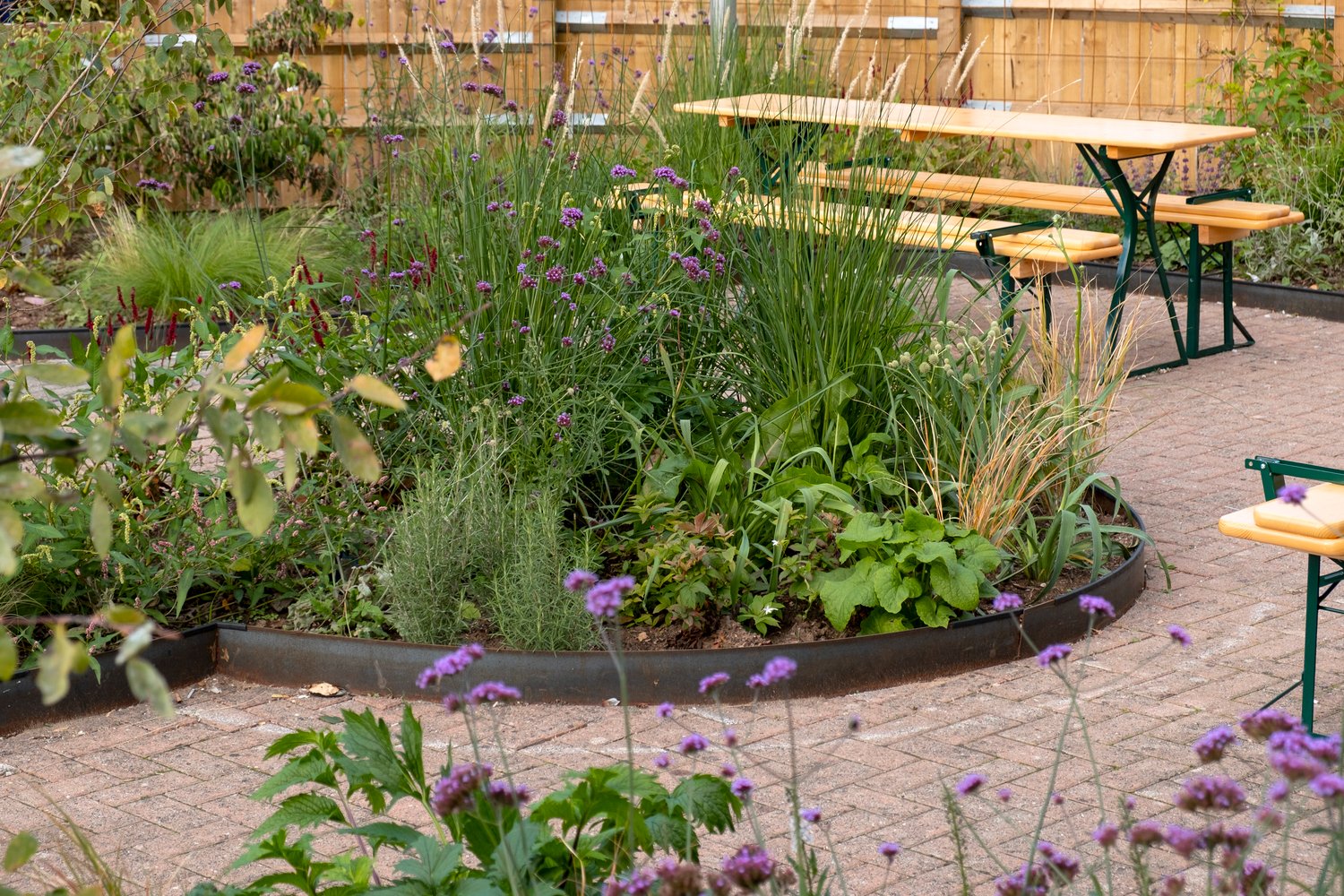 Studio B 设计的 Wiper 和 True Taproom & Brewery