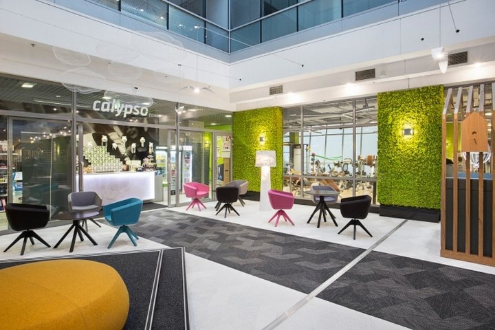 Mocolocco 的 Wola Park 联合办公办公室，华沙 – 波兰