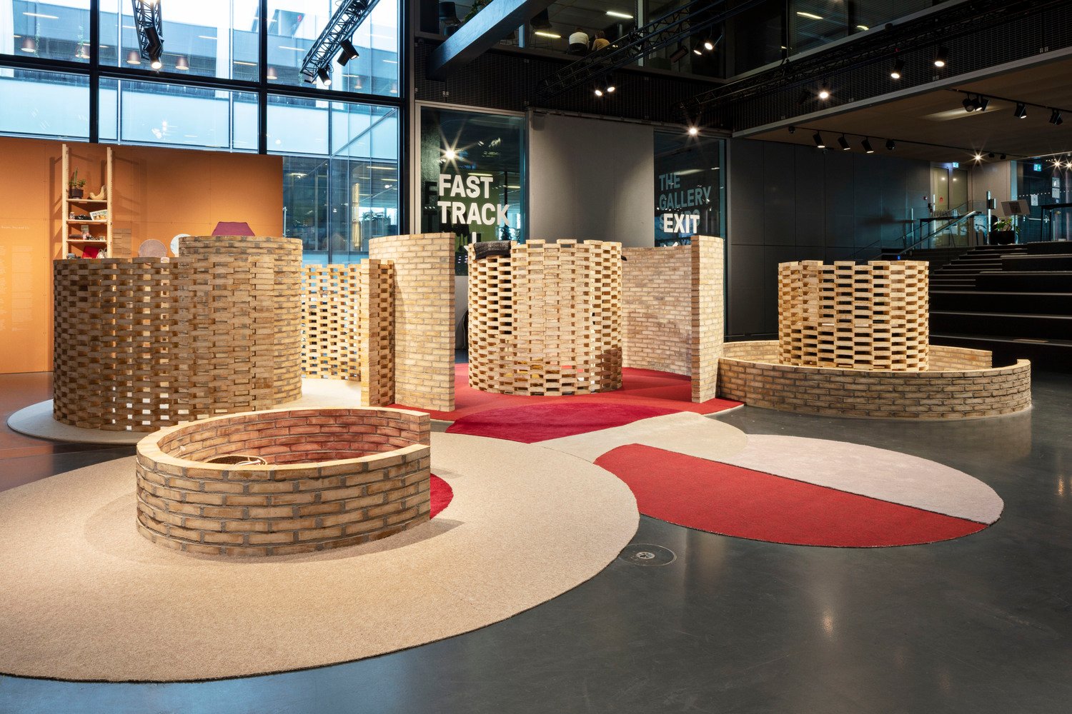 丹麦建筑中心举办的女性建筑展