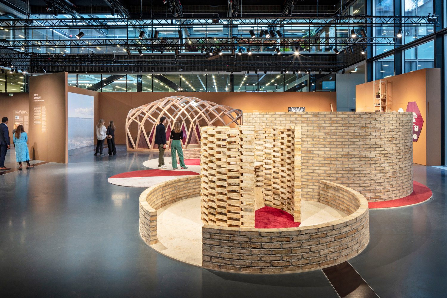 丹麦建筑中心举办的女性建筑展