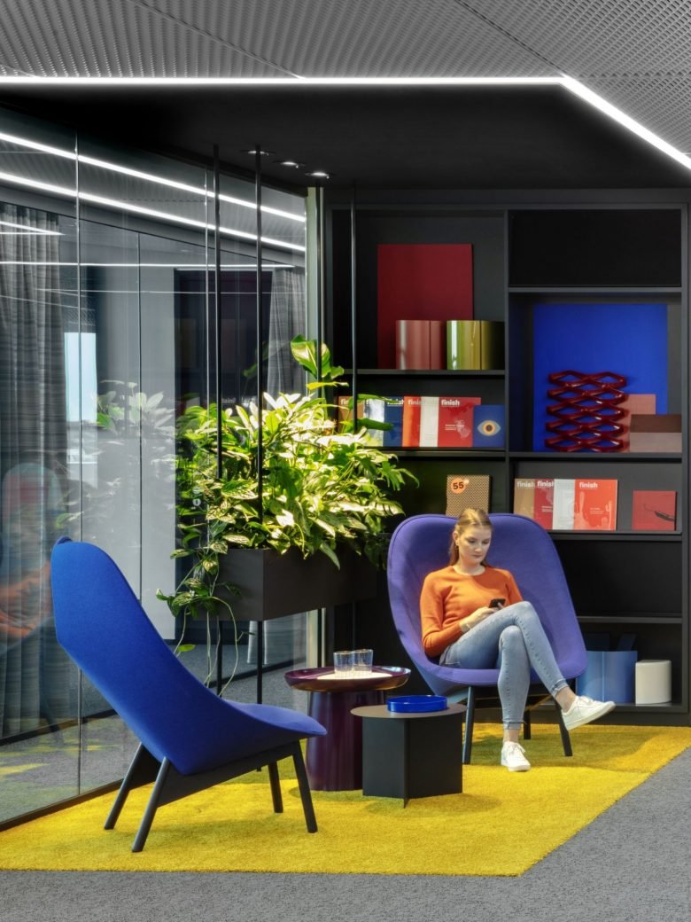 Wörwag Pharma 办公室由 Ippolito Fleitz 集团设计 Wörwag Pharma 办公室由 Ippolito Fleitz 集团设计