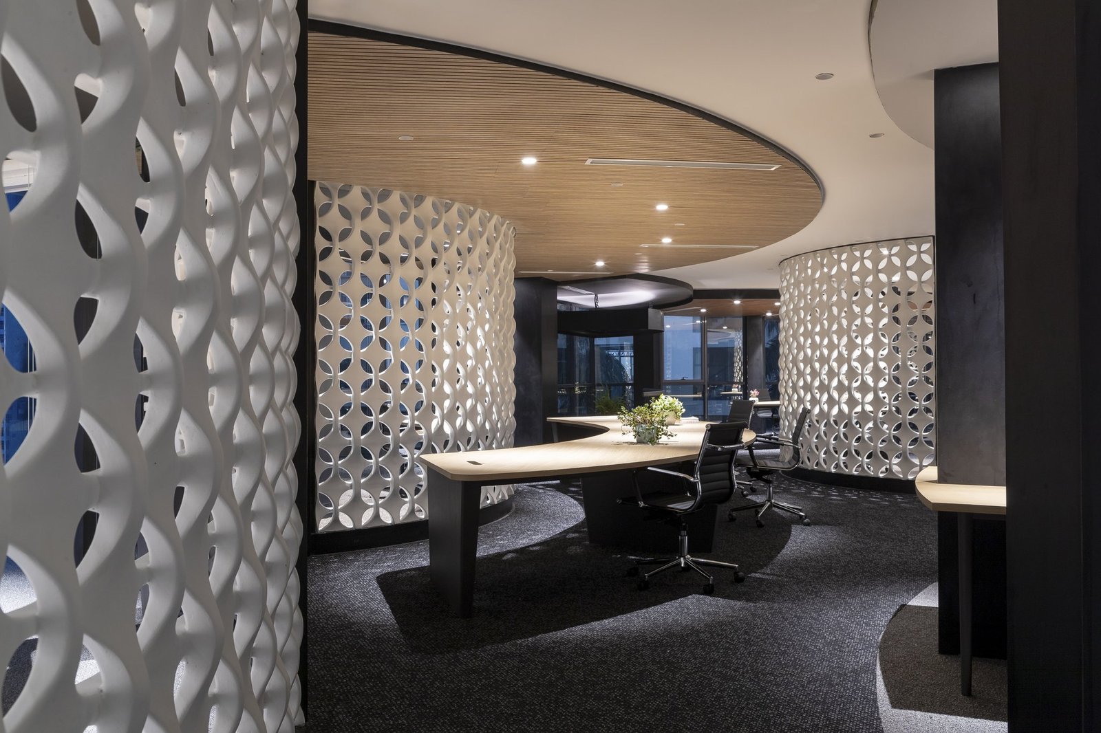 编织屏风办公室