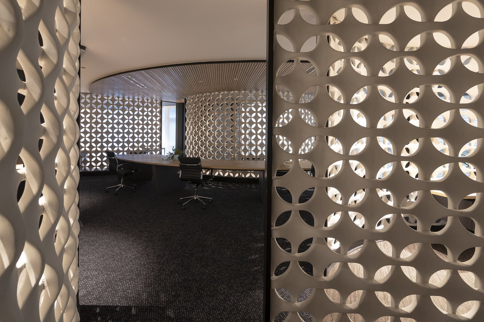 编织屏风办公室