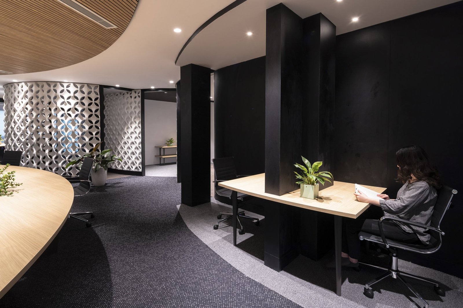 编织屏风办公室