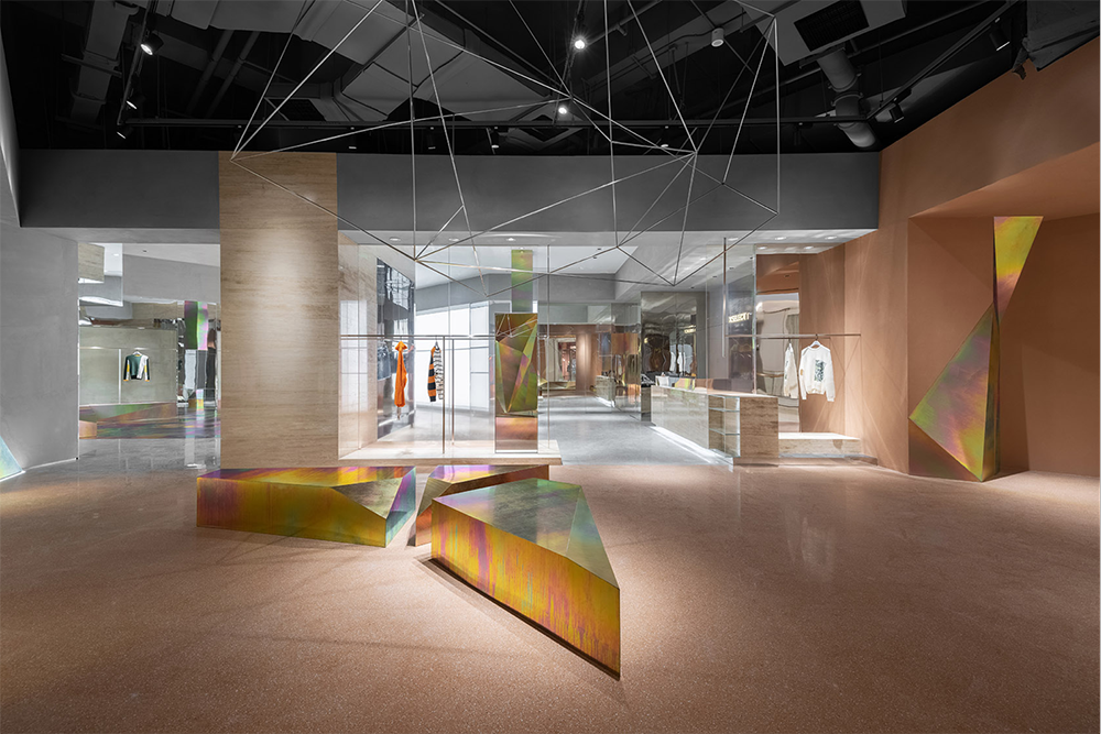 集艺空间设计的 XSELECT 商店