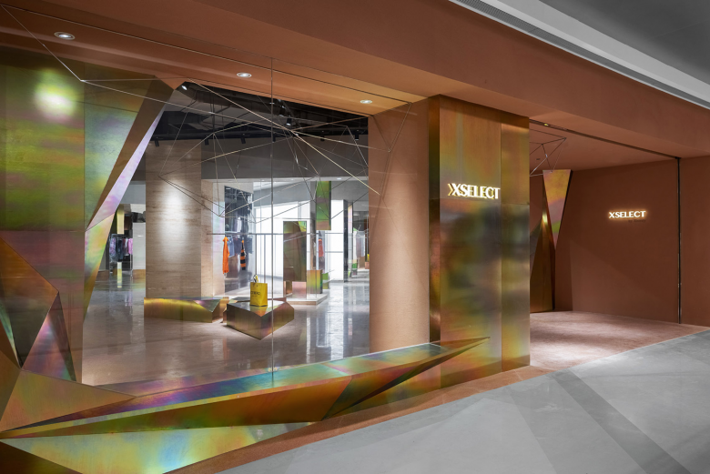 集艺空间设计的 XSELECT 商店