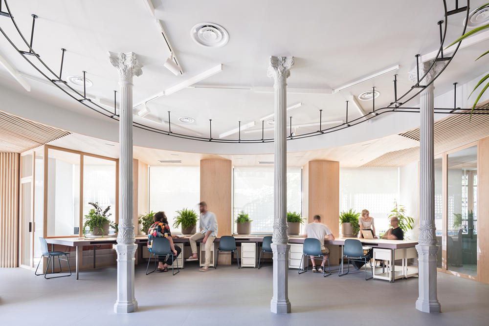 ENORME Studio 的 Xeito 投资办公室