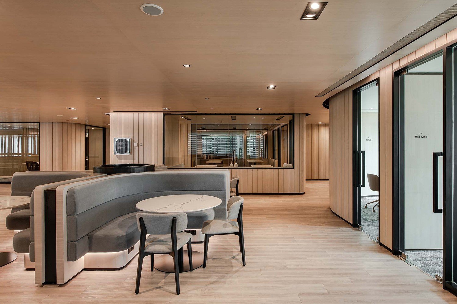 设计部设计的杨忠礼机构总部