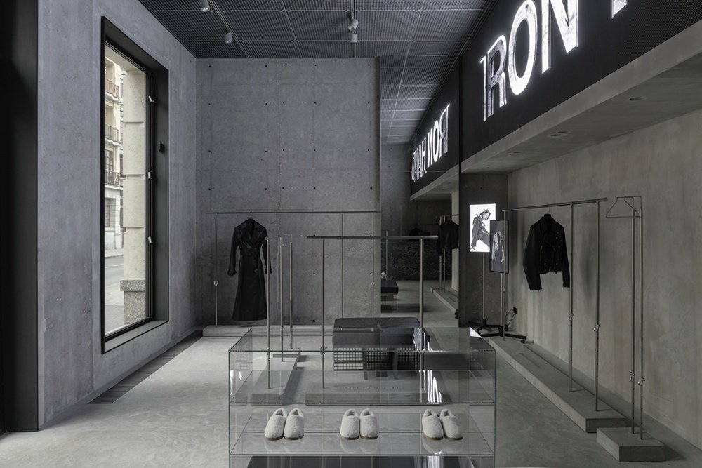 YULIAWAVE store by Gulyaev \ Tsakharias