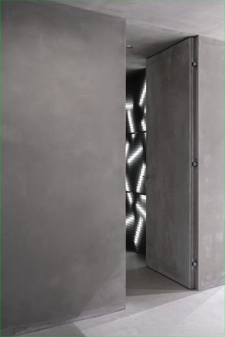 YULIAWAVE store by Gulyaev \ Tsakharias