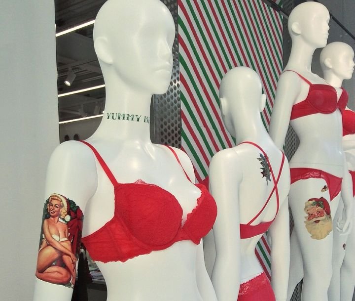 Yummy Mart 橱窗展示由 Lena Sasakura Shockley 设计，日本东京